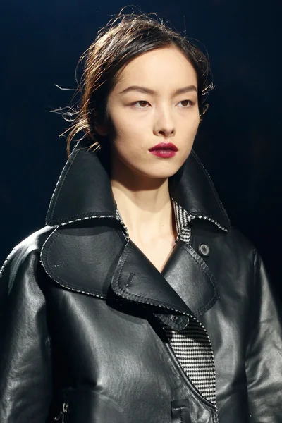 Look 48